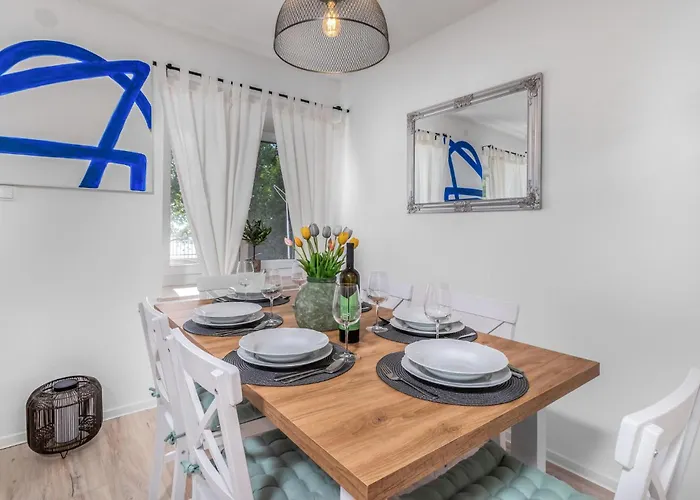 3 Bedroom Amazing In Kraljevica