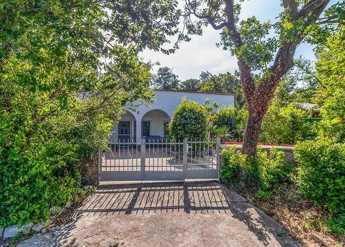 3 Bedroom Amazing In Casa de Férias *
